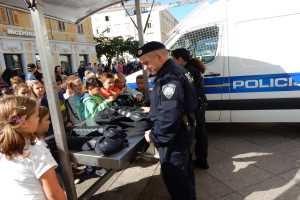 Slika dan policije 2017 korzo mala.jpg